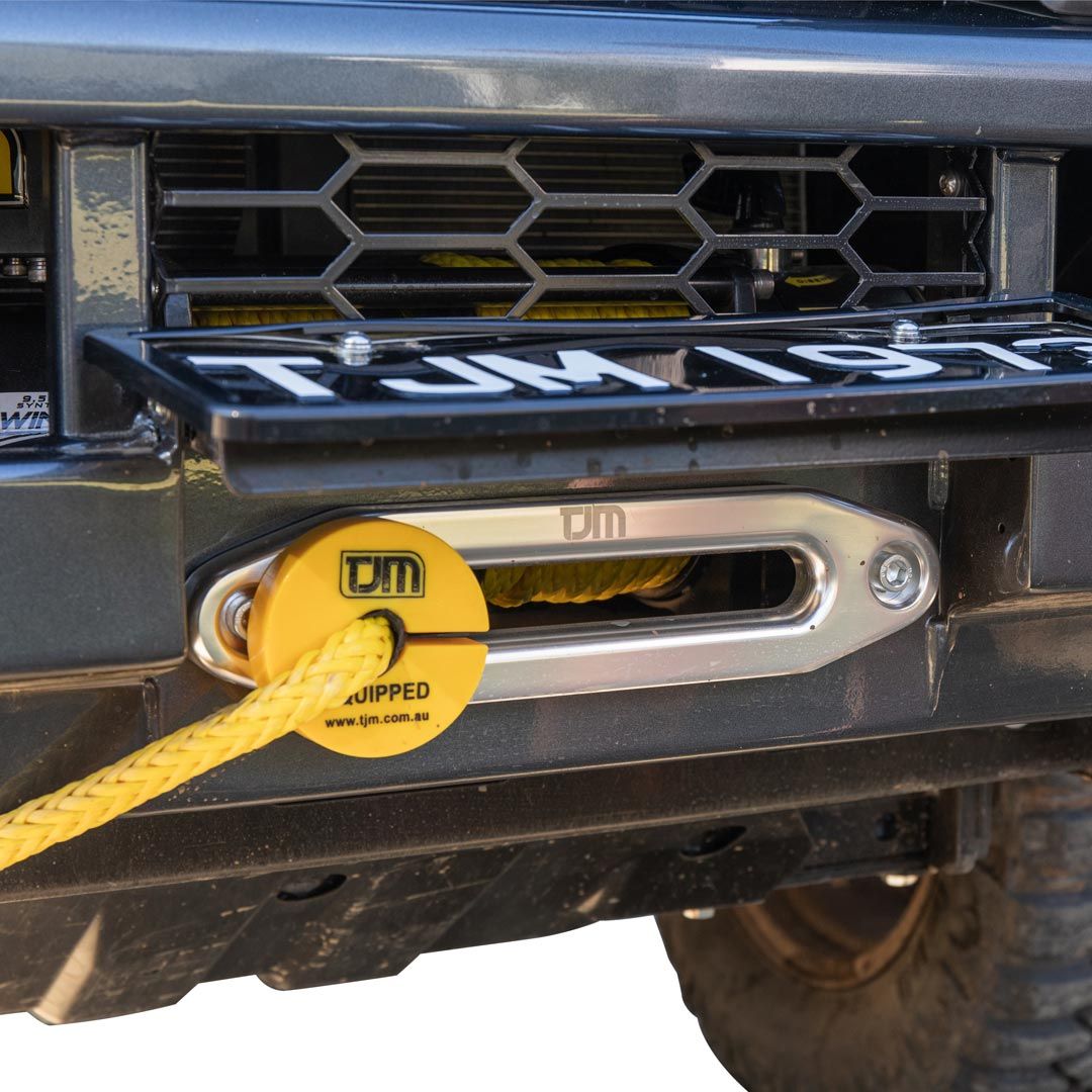 TJM OUTBACK HEAVY DUTY BUMPER BLACK STEEL