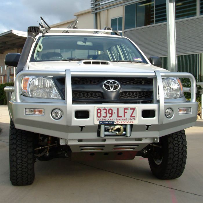 TJM OUTBACK HEAVY DUTY BUMPER BLACK STEEL