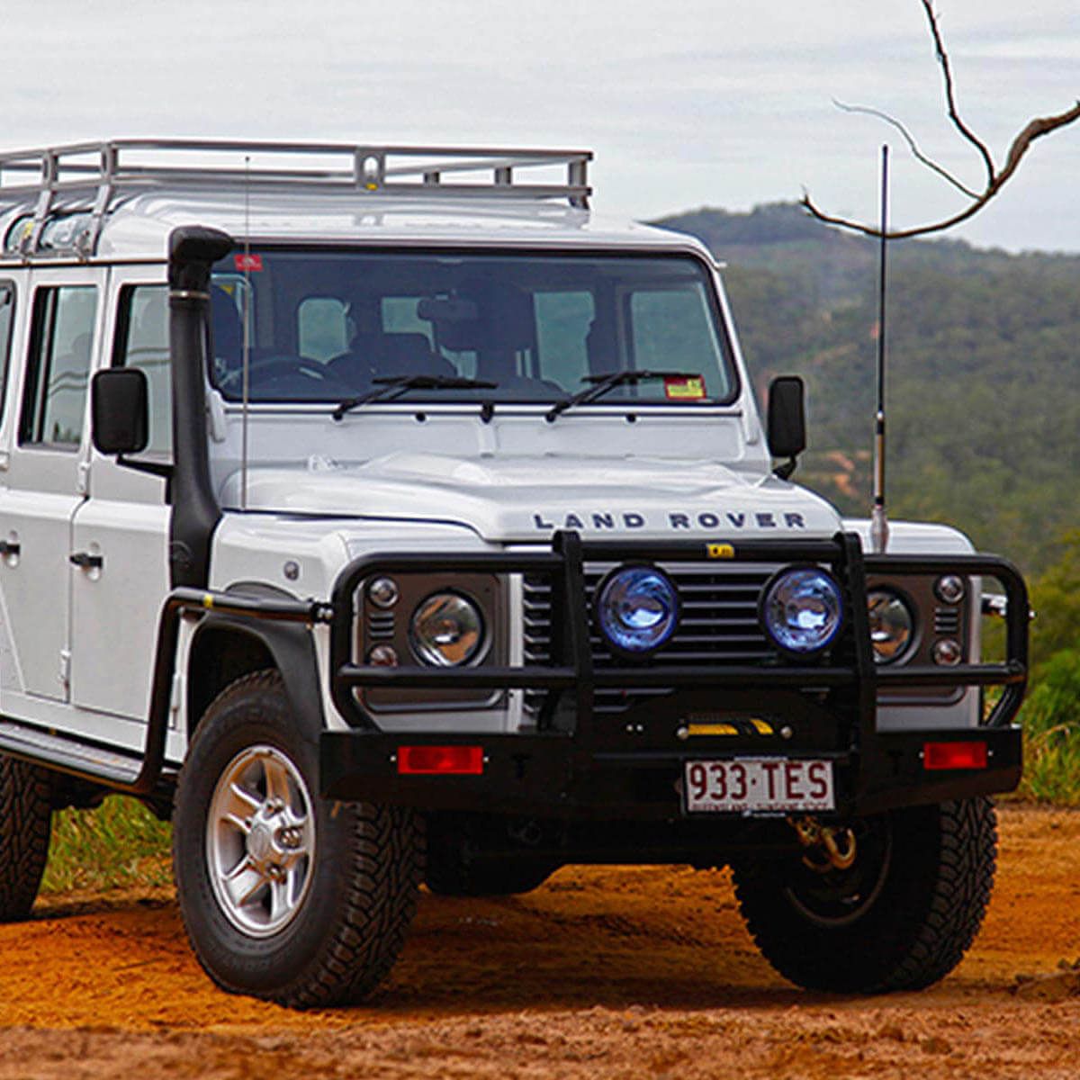 TJM OUTBACK BULL BAR STEEL BLACK