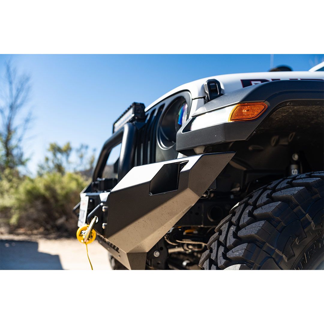TJM EXPLORER HEAVY DUTY BUMPER BLACK STEEL