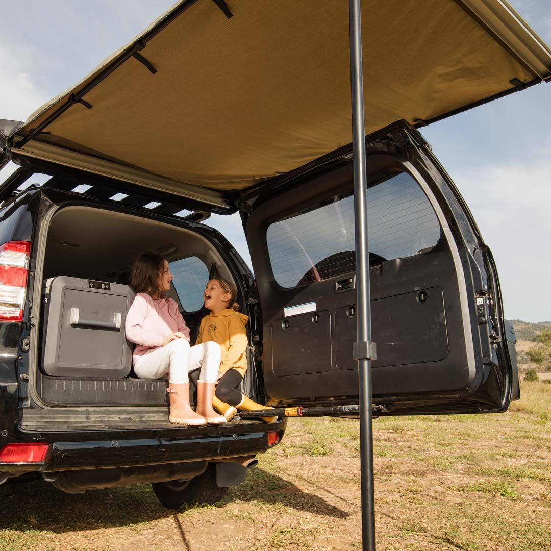 TJM AWNING 4'7" X 6'6"